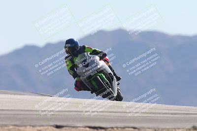 media/Oct-30-2025-Racers Edge (Thu) [[dabbdaf680]]/3-B Group/Session 4 Turn 9/